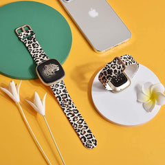 YONO Bandje geschikt voor Fitbit Versa 3 / Sense – Siliconen – Leopard – Small
