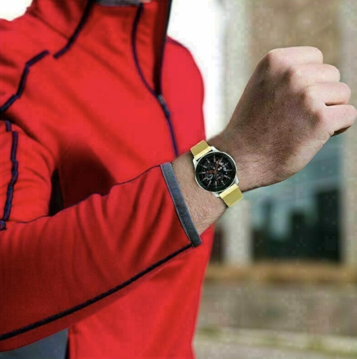 YONO Milanees Bandje 22mm - Horlogebandje geschikt voor Samsung Galaxy Watch 46mm / 3 (45mm) / Gear s3 - Polar Vantage M2 / Grit X - Huawei Watch GT 3 (pro) / 2 - Amazfit GTR - Goud