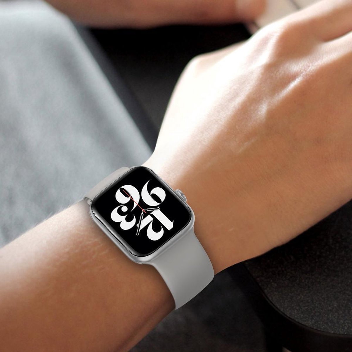 YONO Siliconen Stretch Bandje geschikt voor Apple Watch - 42 / 44 / 45 / 49 mm - Grijs