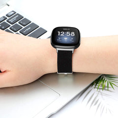 YONO Como Nylon Bandje geschikt voor Fitbit Versa 3 / Sense - Zwart - Small