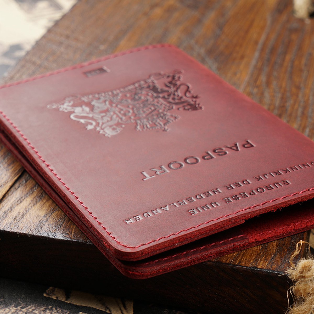 YONO Paspoort Hoesje Nederland Leer - Houder Cover Mapje - Donkerrood