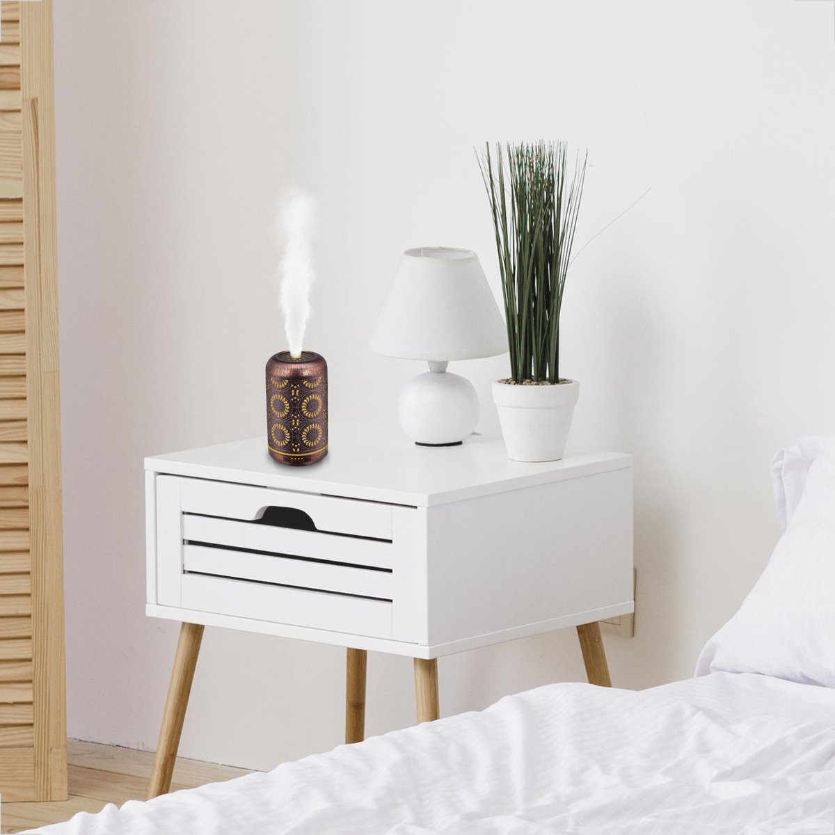 YONO Aroma Diffuser met LED Verlichting - Verstuiver voor Etherische Olie - Geurverspreider - Vernevelaar - Brons Metaal - 250ML