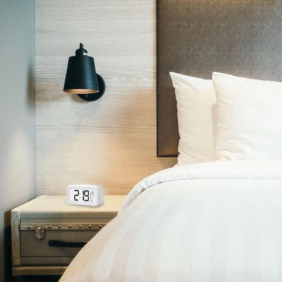 YONO Digitale Wekker - Alarm Klok met Temperatuur, Kalender en LED Verlichting - Wit