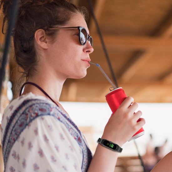 YONO Milanees Bandje geschikt voor Xiaomi Mi Band 4 – Zwart